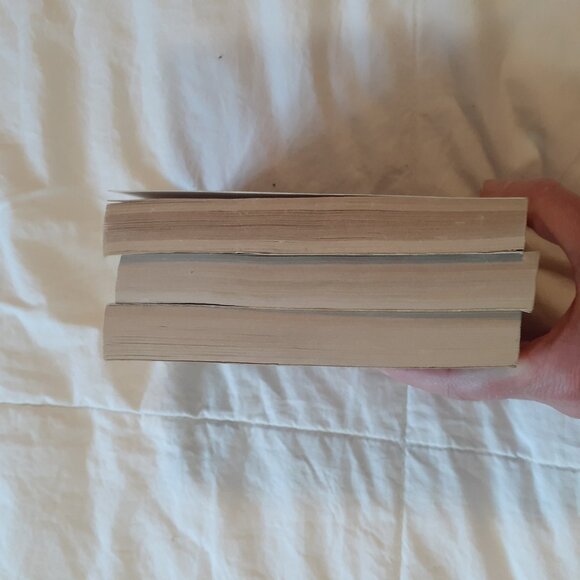 Vintage Star Trek Novels - Picture 6 of 7